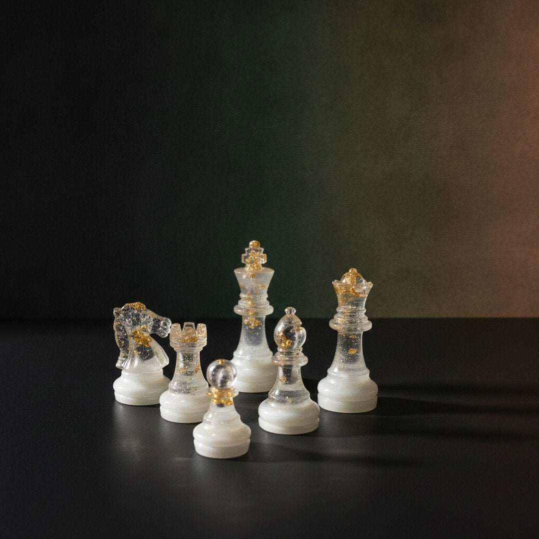 LUXURY GREEN GOLD CHESS SET