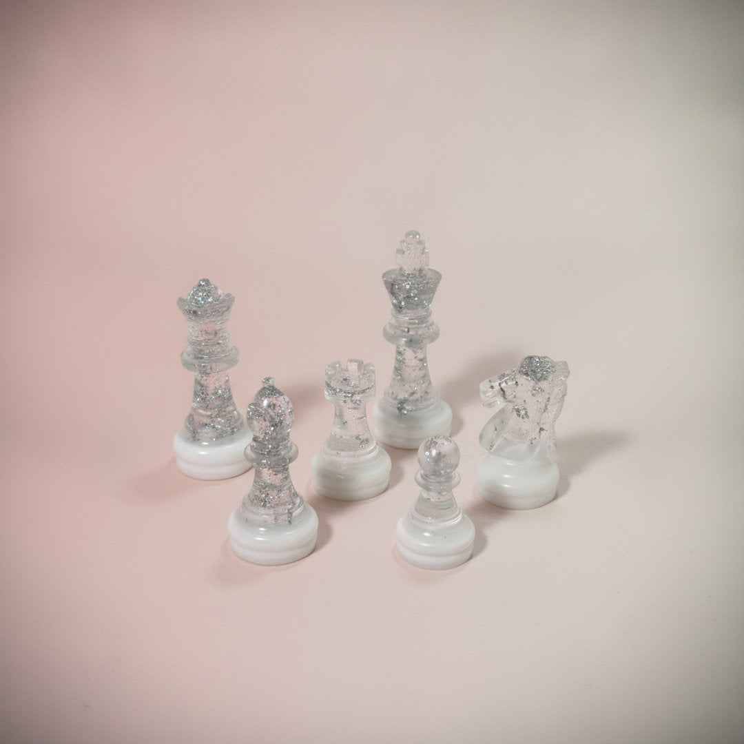 LUXURY PINK CHESS SET